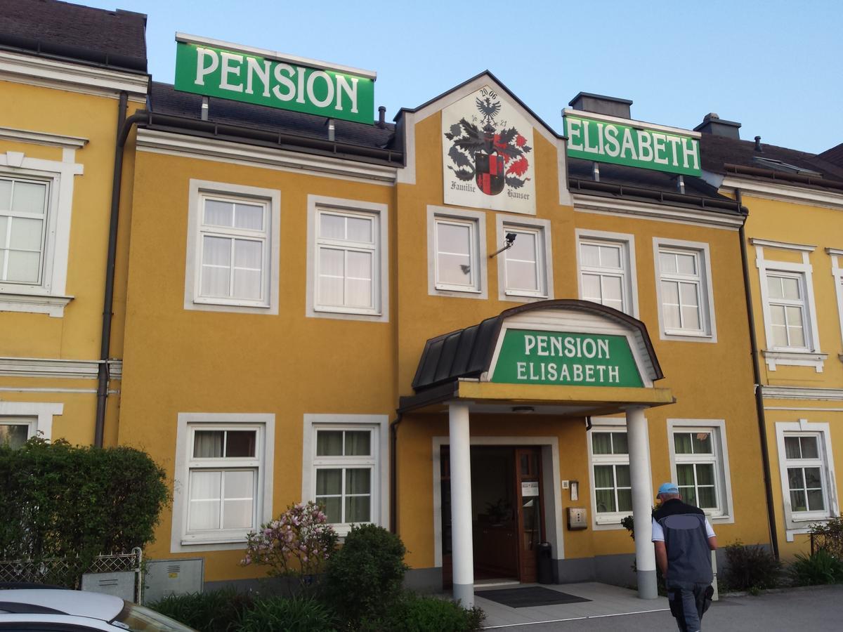Pension Elisabeth ザンクト・ペルテン エクステリア 写真